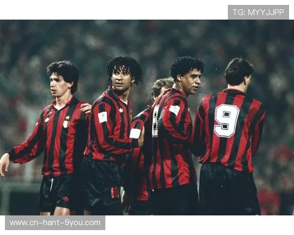 马尔科·范巴斯滕：从荷兰传奇到足球艺术家的辉煌一生