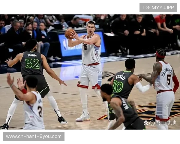 森林狼激战雷霆巅峰对决展现青春风暴与团队力量争锋时刻