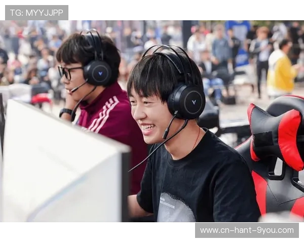 电竞直播新时代：从赛事热潮到全方位互动体验的深度解析